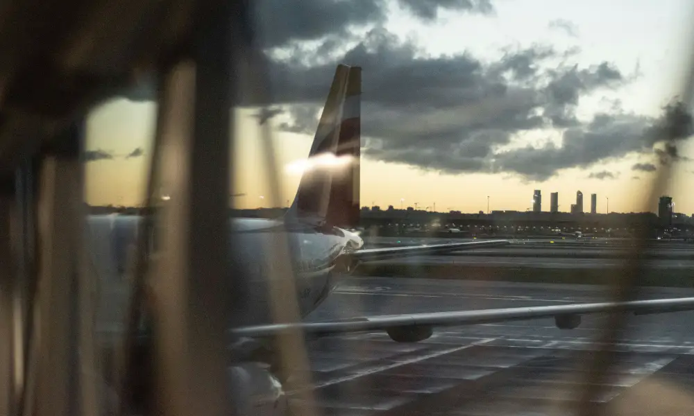 Do Americans Need a Visa for Spain airport